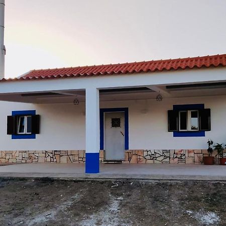 Вилла Cozy Farm House In The Countryside Monte Das Figueiras de Lavre Экстерьер фото