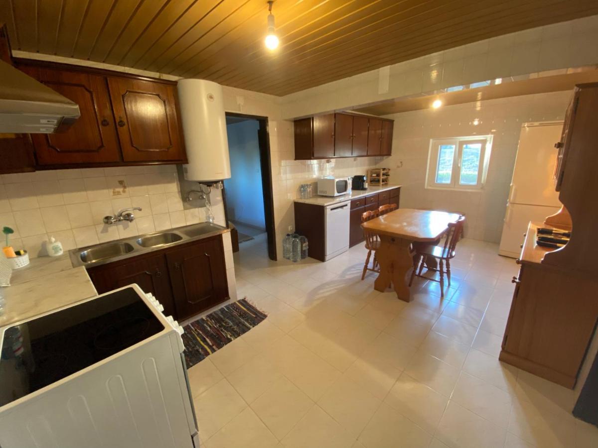 Вилла Cozy Farm House In The Countryside Monte Das Figueiras de Lavre Экстерьер фото